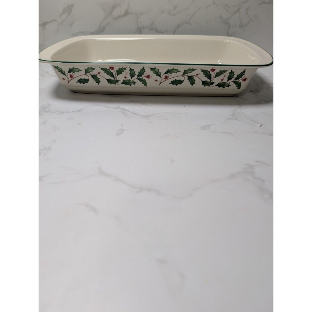 Lenox Holiday Bakeware Rectangular Baking Dish 13" Holly Berry USA Oven Safe